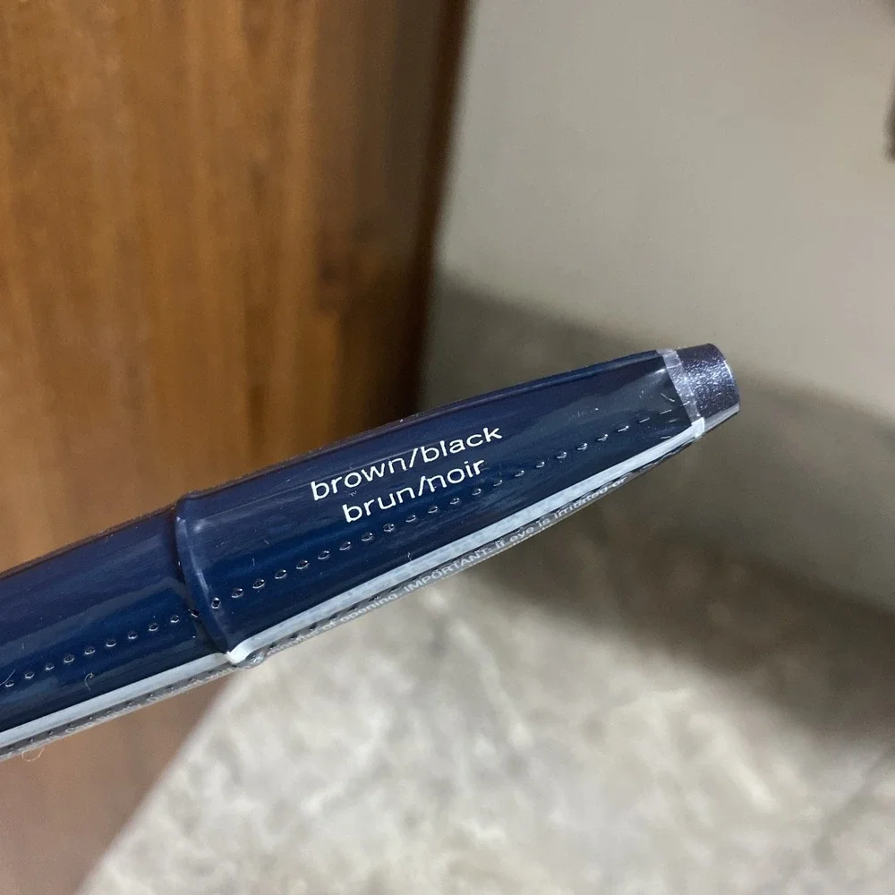 New‎ Avon Astonishing lengths mascara - Brown Black, Sealed Full Size